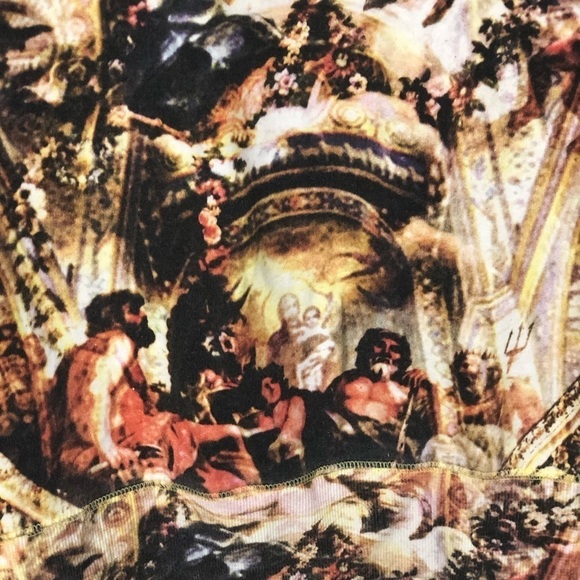 Life is a joke Women’s hoodie with more spell out an Italian scene background L - Picture 4 of 6